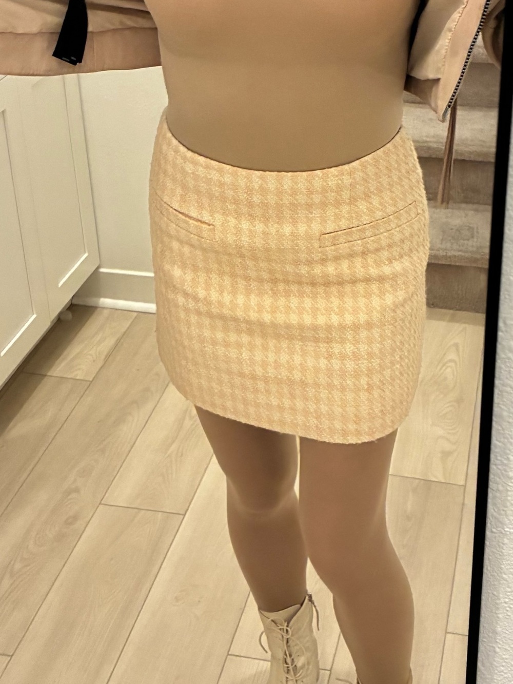 Anine Bing Pale Peach Houndstooth Mini Skirt